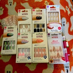 Kiss press/glue on nail lot